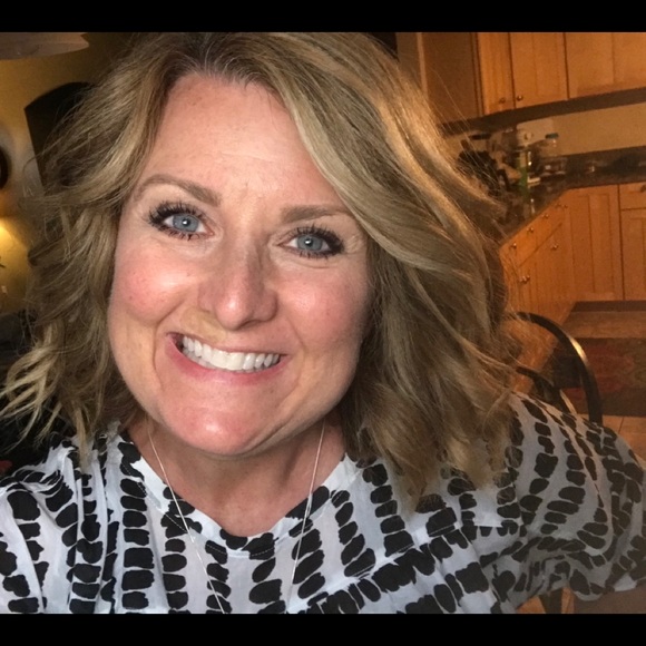 Meet your Posher, Blythe - Picture 8 of 9